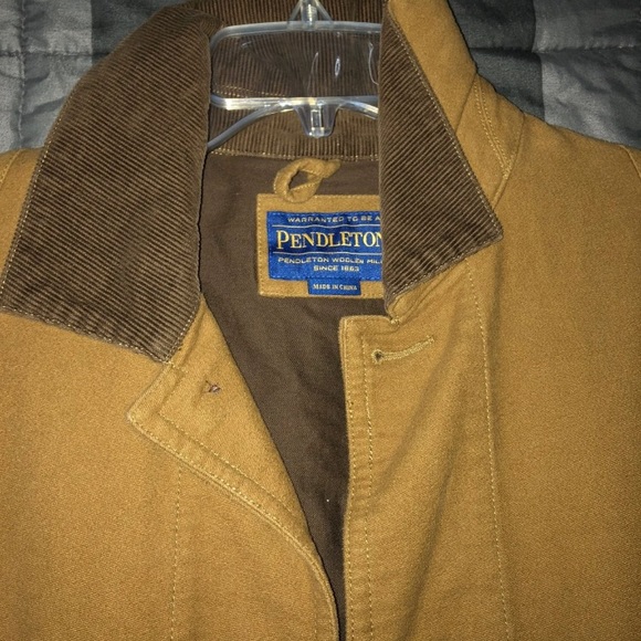 Pendleton Men’s peacoat men’s size medium - Picture 2 of 2